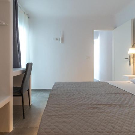 Miramare Suites Mykonos Merchia Beach Exteriör bild