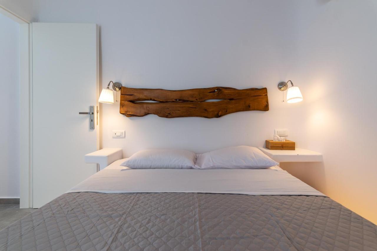 Miramare Suites Mykonos Merchia Beach Exteriör bild