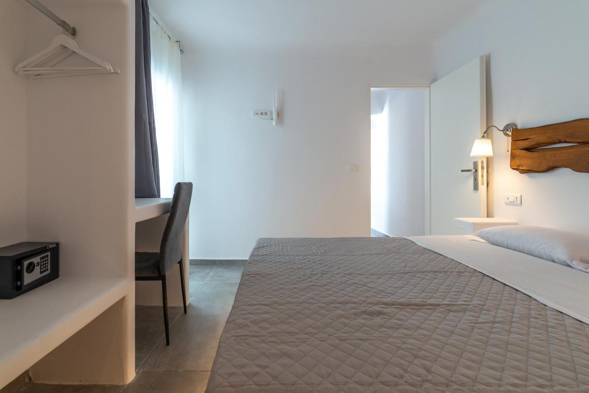 Miramare Suites Mykonos Merchia Beach Exteriör bild